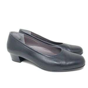 SAS Women's 10.5W Regina Pumps Black Leather Low Block Heel Round Toe
